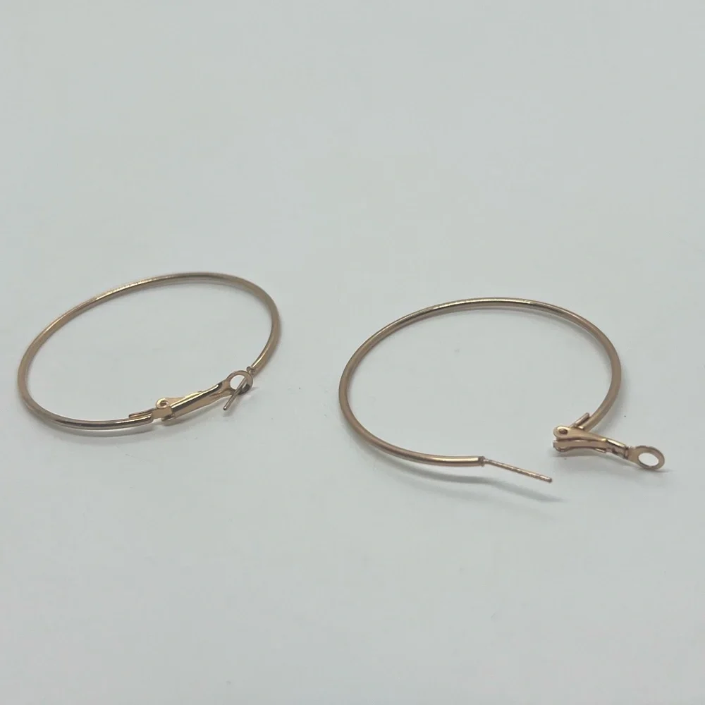 Simple Gold Hoops - Picture 4 of 4
